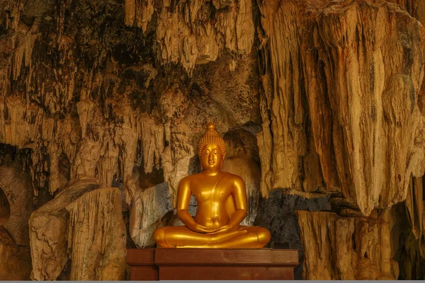 Buddha Image in The Cave — Stock Photo, Image