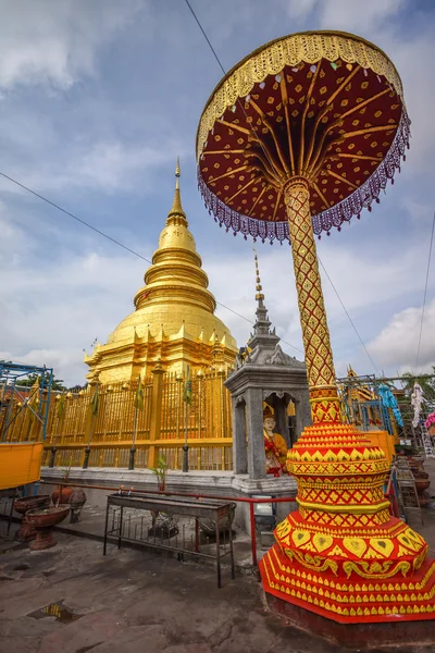 Pagoda de oro — Foto de Stock