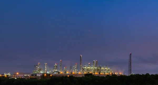 Industrial plant  in night time. — Stock Photo, Image