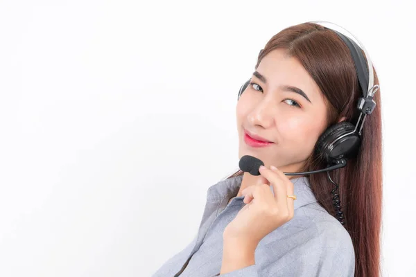 Porträt Einer Glücklich Lächelnden Telefonistin Mit Kurzen Haaren Die Ein — Stockfoto