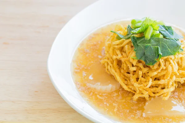 Pan fried noodles with pork. — Stock Photo, Image