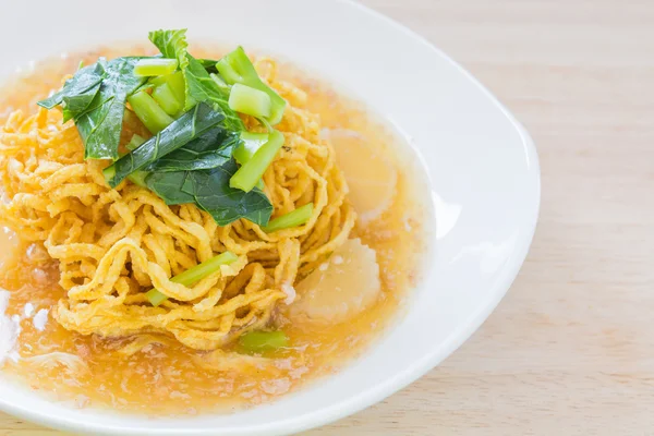 Pan fried noodles with pork. — Stock Photo, Image