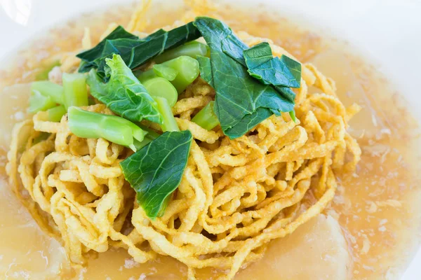 Pan fried noodles with pork. — Stock Photo, Image