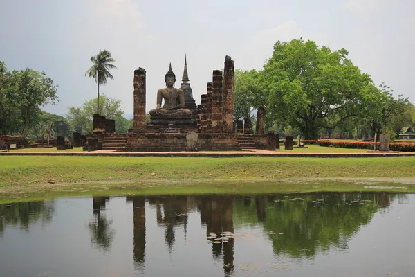 Buddhist statue — Stock Photo, Image