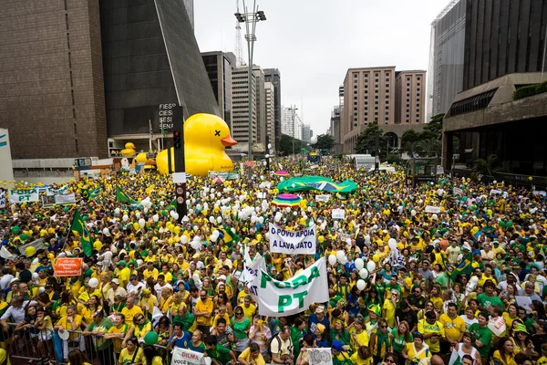 Protestas en Sao Paulo, Brasil — Foto de Stock
