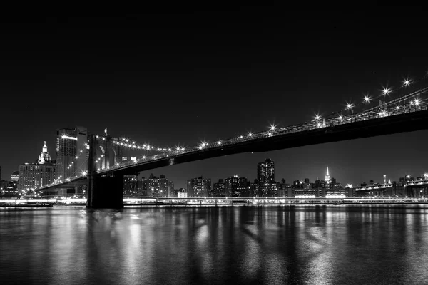 Booklyn Bridge at night — Stock Photo, Image