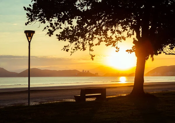 Sonnenuntergang Der Stadt Santos Mit Geschlossenem Strand Völlig Leer Aufgrund — Stockfoto