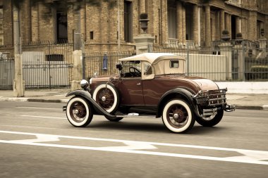  Ford Model A çift Cabriolet