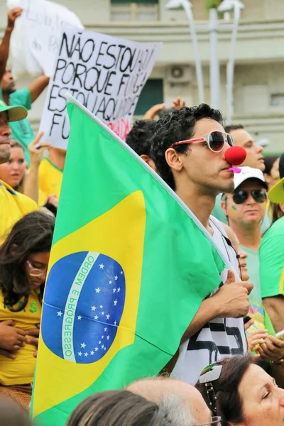 Santos, Brezilya - 15 Mart 2015 - Brezilya'da protesto
