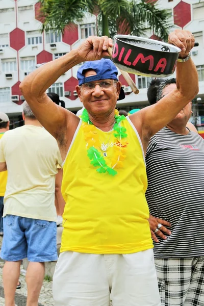 Santos, Brezilya - 15 Mart 2015 - Brezilya'da protesto