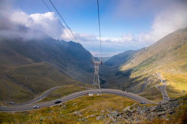Tranfagarasan otoyolu, Avrupa, Romanya 'nın en güzel yollarından biri. Hayat boyu süren bir deneyim.