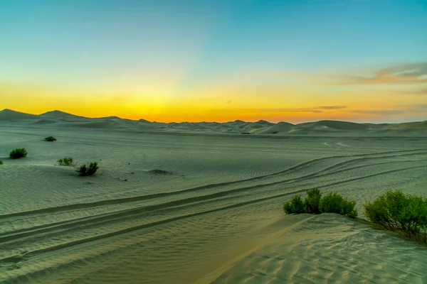 Widok Zachód Słońca Pustyni Safari Abu Zabi — Zdjęcie stockowe