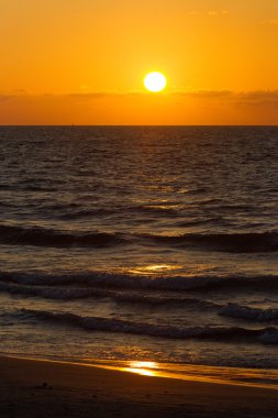 Akdeniz 'de gün batımı