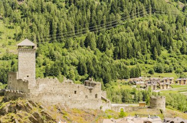 Ossana Kalesi, orta çağlarda dalış