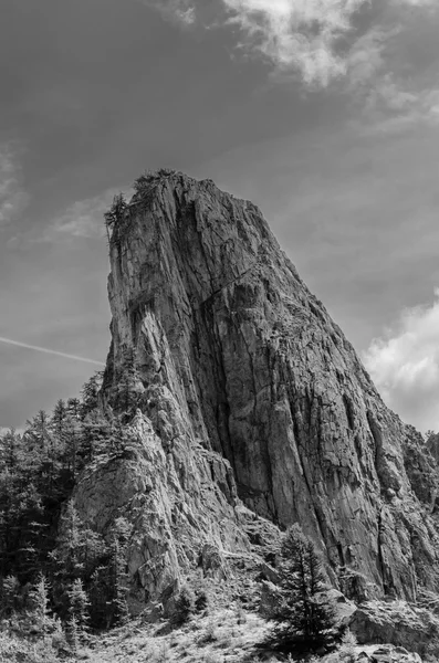 Aussichtsreicher Berggipfel in den italienischen Alpen — Stockfoto