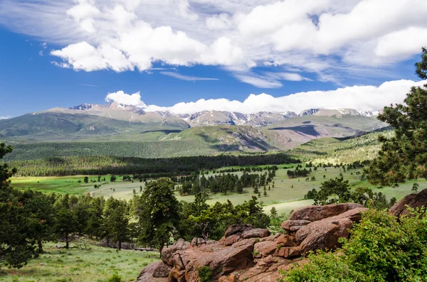 Landschap van rocky mountains — Stockfoto