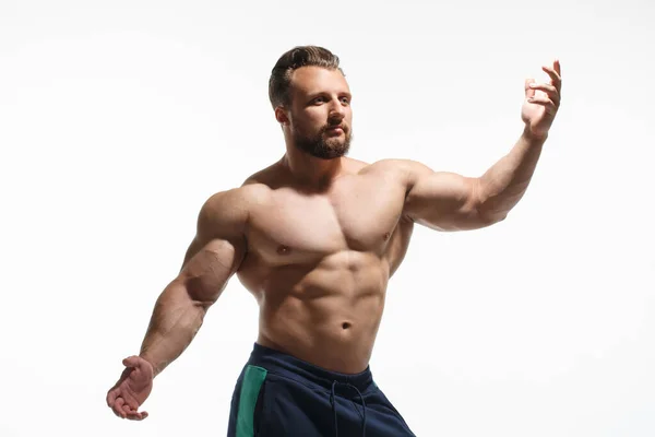 若い筋肉白人男性トップレス白の背景に隔離 — ストック写真