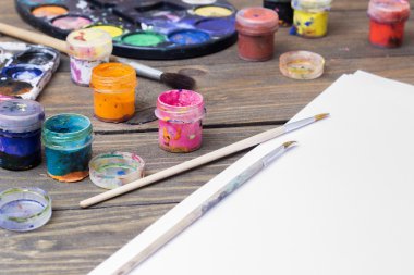 renkli boya, guaj, suluboya