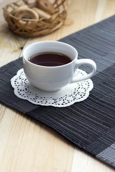 Чай на салфетке — стоковое фото