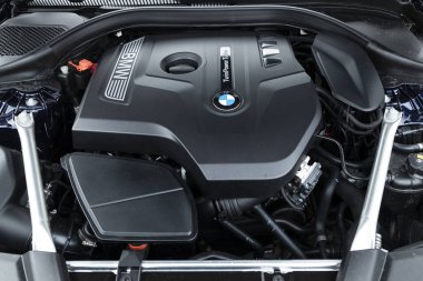 BMW 5 Serisi 1972 yılından beri BMW tarafından üretilen orta büyüklükte bir yönetici arabasıdır. 520i sadece Avrupa pazarında mevcuttu..