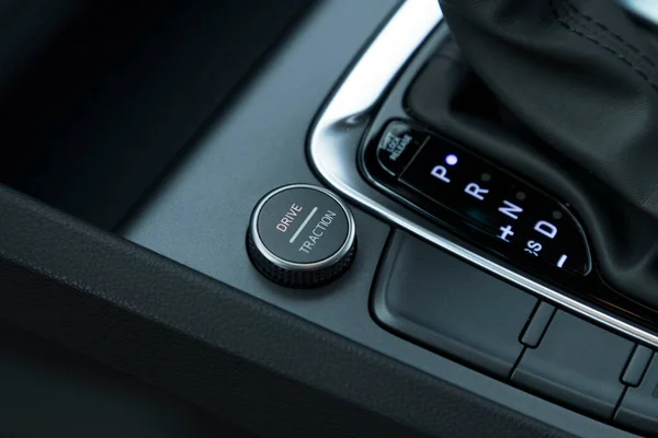 Hyundai Kona Adalah Suv Crossover Lima Pintu Subkompak Yang Dirancang — Stok Foto