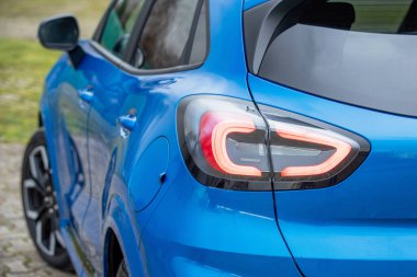 Ford Puma, Ford tarafından üretilen bir arazi aracı..