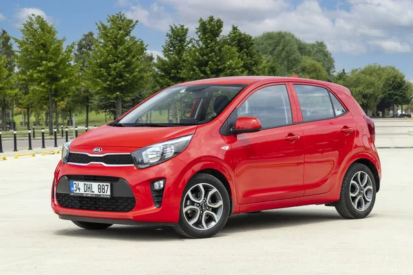 Kia Picanto, Güney Koreli otomobil üreticisi Kia tarafından 2004 yılından bu yana üretilen şehir otomobili..