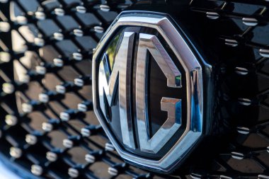 MG ZS, SAIC Motor tarafından üretilen bir SUV modelidir. Tüm elektrik versiyonu ZS EV olarak piyasaya çıktı..