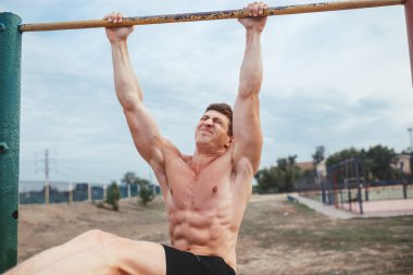 sitede itti spor adamı