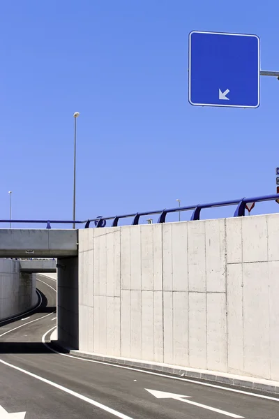 Empty european highway indicator — 图库照片