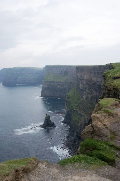 Beautiful Coastline Rainy Day Moher Cliffs Athlantic Ocean Ireland Europe — Stock fotografie