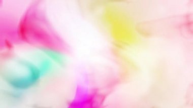 Renkler yavaş ve pürüzsüz harmanlanır.