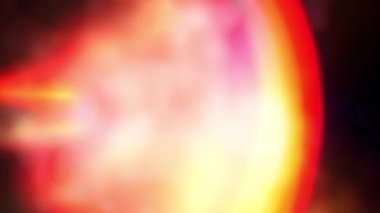 Işık huzmesi yayılır, sürekli hareket eder, parlak ve güzel görünür..