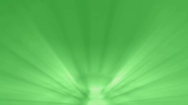 Işık huzmesi yayılır, sürekli hareket eder, parlak ve güzel görünür..