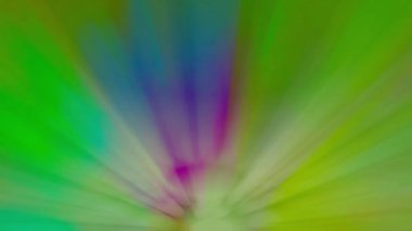 Işık huzmesi yayılır, sürekli hareket eder, parlak ve güzel görünür..