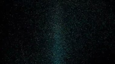 Parlak ışık tüm bölgeye yayılır, parlak ve güzel görünür..