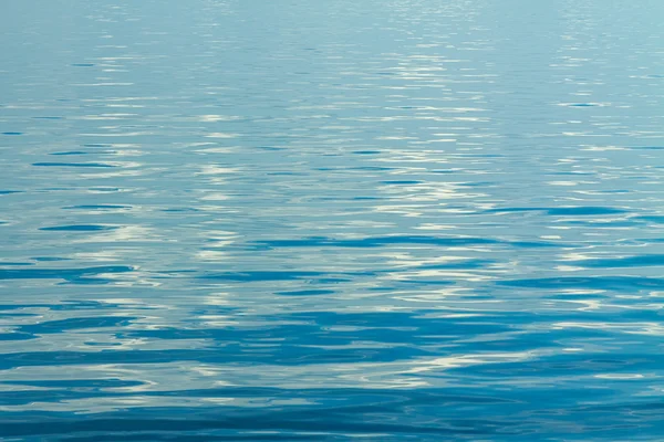 Mavi doku küçük dalgalar üzerinden