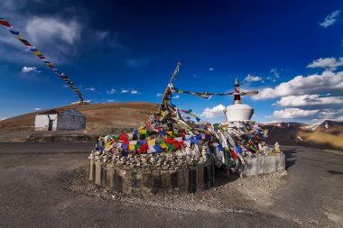 Stupa Leh giden yolda