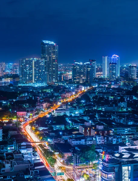 Gece görüş Charoen Nakhon Road Bangkok, Tayland