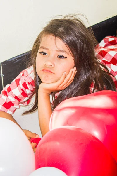 Cheerful Little Girl Manner — Stock Photo, Image