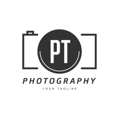 Kamera Simgesi, Fotoğraf Logosu Konsepti ile PT Harf Logosu Tasarımı