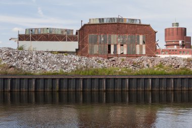 Eski kurumsal yeniden inşası