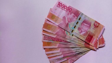 100 bin rupi, Endonezya 'nın devlet para birimi, 23 Mart 2021