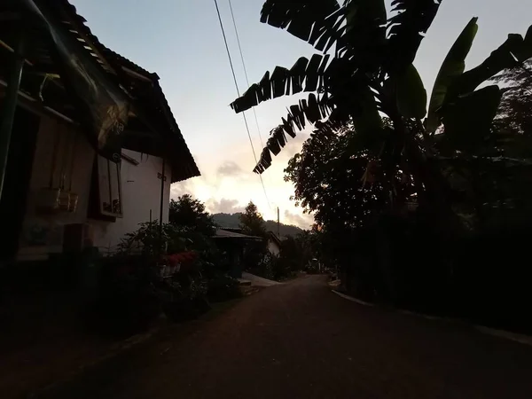 Foto Van Zonsondergang Een Dorp Foto Van Natuur — Stockfoto