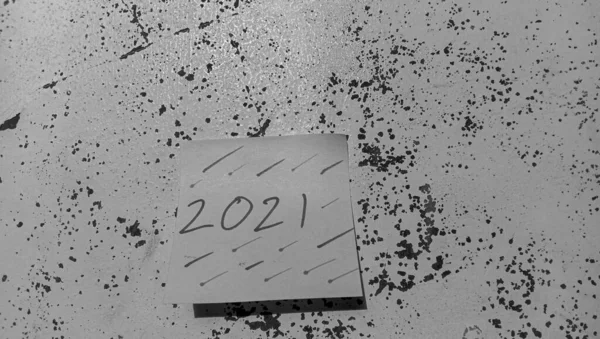 Testo Con Scritta 2021 Una Nota Incollata Muro — Foto Stock