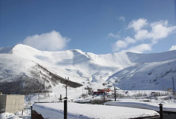Snowy Khibiny Montanhas Dia Ensolarado Brilhante Khibiny Kirovsk Rússia Imagens De Bancos De Imagens Sem Royalties