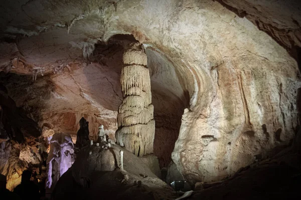 Estalactites Estalagmites Estão Localizados Dentro Caverna Mármore República Crimeia Imagens De Bancos De Imagens