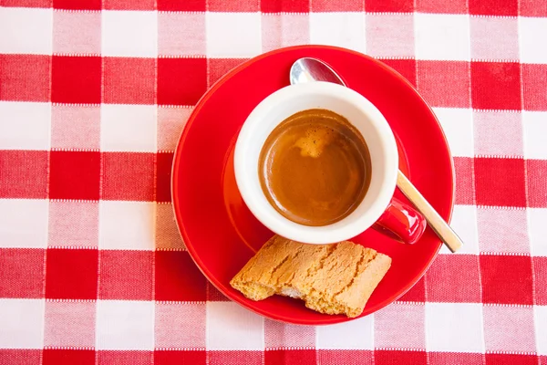 A red cup of coffee — Stock Photo, Image