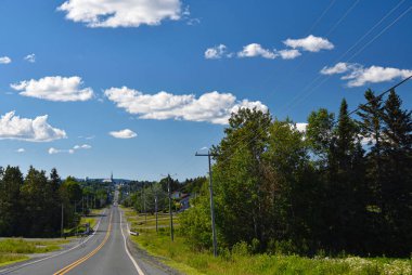 Dağlarda boş bir yol