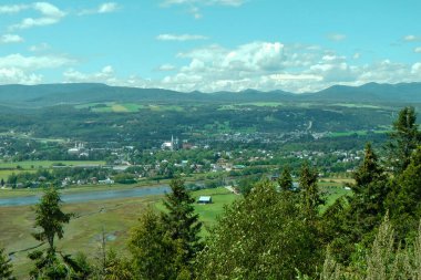 Nehrin güzel manzarası  